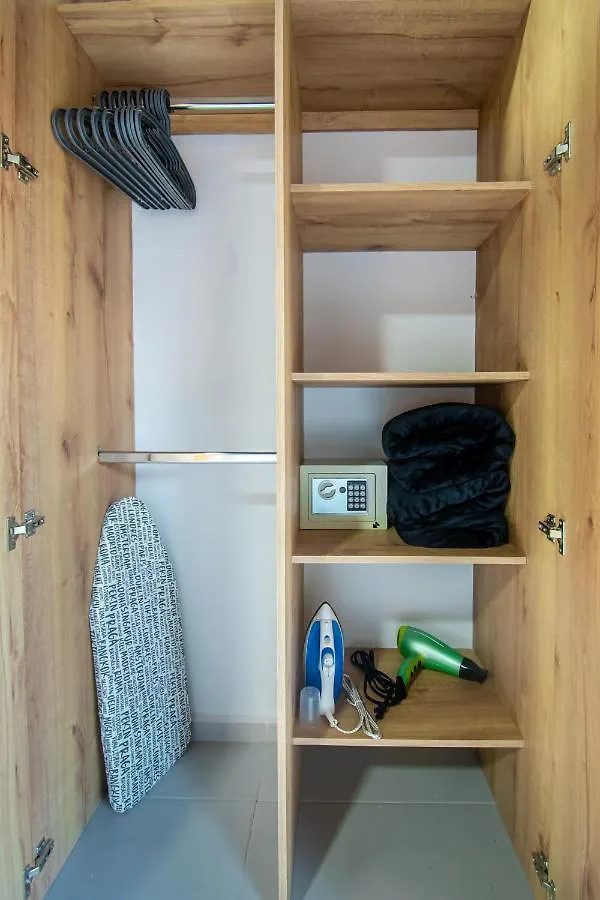 Beautiful Studio Laurels Apartment Medellin